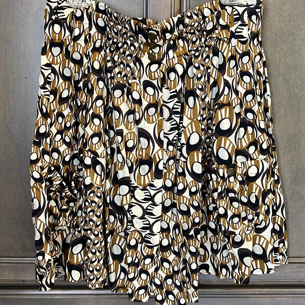 Button front skirt